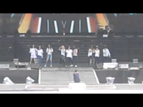 140322 SNSD Mr Mr rehearsal for HEC Korea festival In VietNam