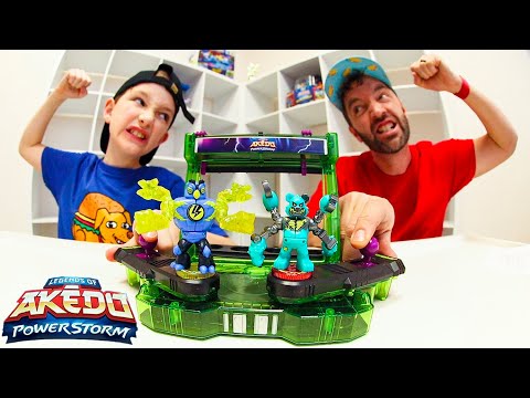 Father VS Son EPIC NINJA BATTLE / Akedo Powerstorm Warriors!