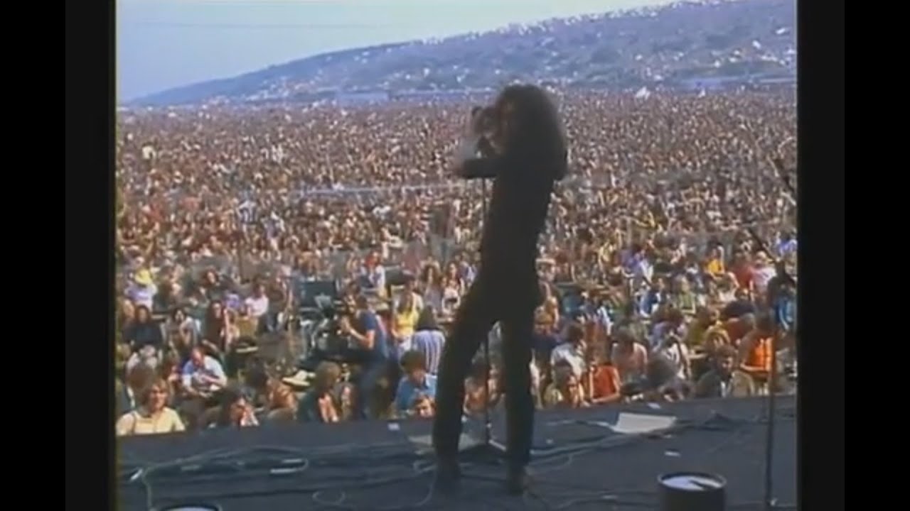Free - Live At The Isle Of Wight. Festival 1970 - YouTube