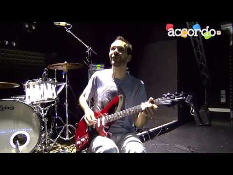 Paul Gilbert: "Paul Plays Yngwie Malmsteen"