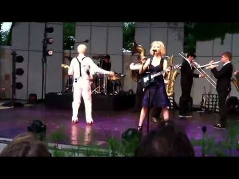 Wild Wild Life, David Byrne & St. Vincent, Meijer Gardens, July 7, 2013
