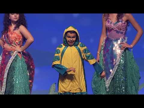 Original Broadway Cast of The Little Mermaid singing the 'She's in Love' song text in the music video.