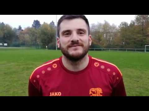 Spielertrainer Alexandros Theodosiadis (SF Friedrichsdorf) zum 1:1 bei DJK Bad Homburg