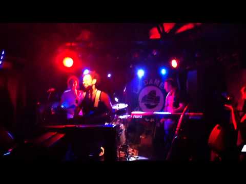 IKG [Initial Kangaroo Groove] à la Dame de Canton