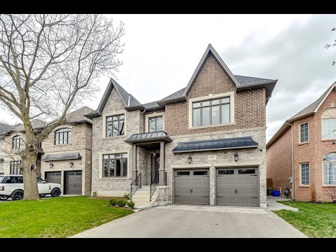 Stunning Custom Home In Rougemount Community - 1295 Fawndale Rd,, Pickering - Tyso Media