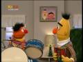 Sesamstrasse Ernie Und Bert Wechseln Sich Ab