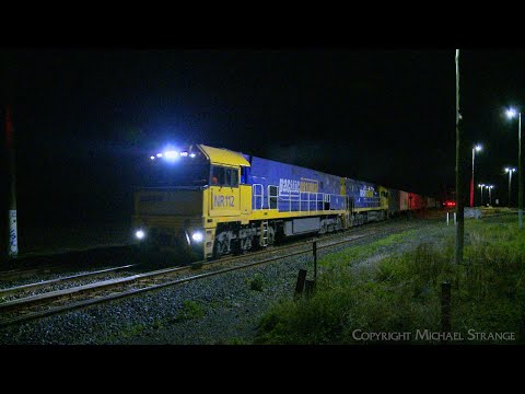 1MP5 Pacific National Freight Train Departs Gheringhap At Night (16/4/2023) - PoathTV Railways