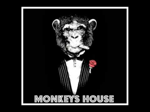 Albin mayers and Quintino-Mollys feelings for hells bells (Monkeys House Mash up)