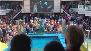 Crossing the equator Line party in the pool carnival luminosa 🇺🇲😊