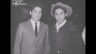 The Crawford Brothers (Johnny & Bobby) - You gotta wear Shoes