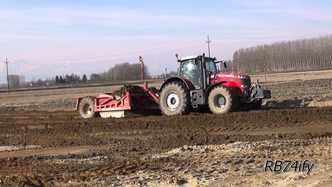 2 Fiat-Allis AD14C, 2 Massey Ferguson 8690, New Holland TG285, Deutz 7250 etc. - Land Levelling 2/2