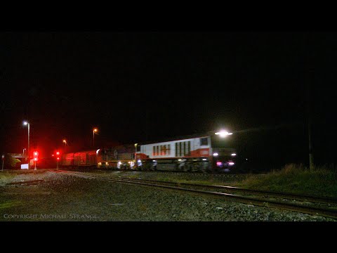 SCT 6PM9 Containers, Boxcars & Louvre Vans - PoathTV Australian Trains & Railways