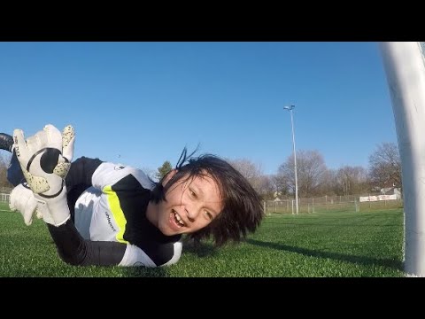 13Y GK Bobby - Great And Fun Goalie Exercise