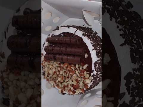 Chocolate Icecream cake IBACO | SWEET EDU FORGOT KAVALAI 😋  #ibaco #cake #icecream #shorts
