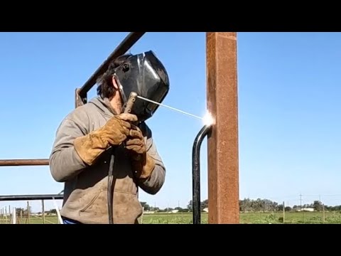 Building the Gate Latch and Finishing the Fence!