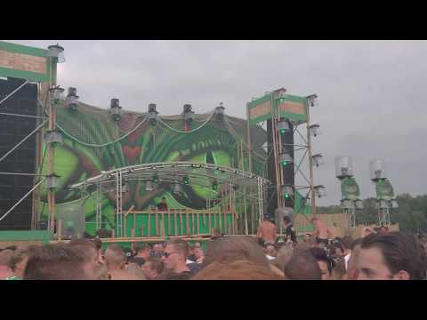 Unresolved played unresolved & project core & malice - demolition @ Decibel outdoor 2018