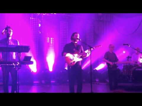 Alt-J - Dissolve Me - LIVE at Stubb's Ampitheater