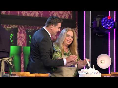 HYPNOSHOW - Hlava v šľahačke a opičenie sa po moderátorovi