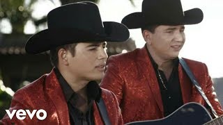 La Suerte - Los Plebes del Rancho de Ariel Camacho (Official Vídeo)