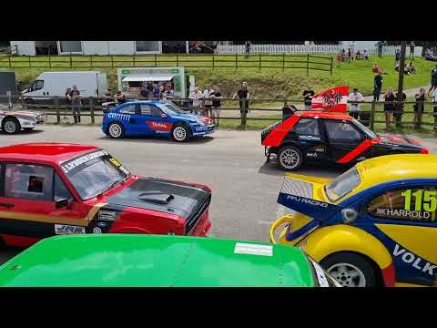 Lydden Legend Festival at Lydden Hill on 20.07.2024 line up of cars.