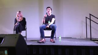 Zach Callison sing Giant Woman at Florida Supercon 2016