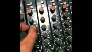 Video thumbnail for Soundcraft 200SR, power supply CPS 450 by Rusted Vacuum