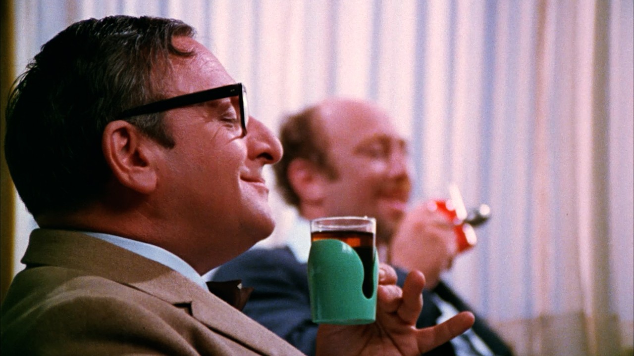 תעלת בלאומילך - הפסקת התה