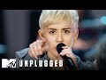 Miley Cyrus Performs Wrecking Ball MTV Unplugged