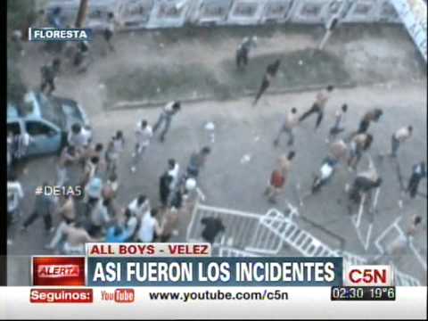 MinutoUno.com: Incidentes entre All Boys y la Policía