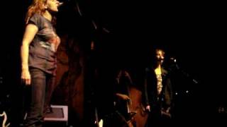 Neko Case with Sarah Harmer - Fever