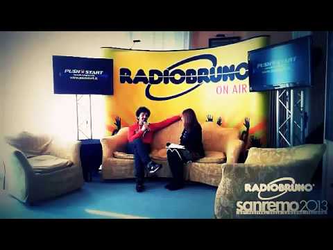 download lagu mp3 mp4 Max Gazz Sotto Casa Significato, download lagu Max Gazz Sotto Casa Significato gratis, unduh video klip Max Gazz Sotto Casa Significato