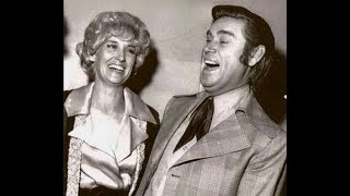 George Jones & Tammy Wynette - Milwaukee, Here I Come -  Live on Navy Hoedown