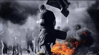 Me acosa el cara pálida Silvio Rodríguez