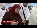 Chechnya S President Offering Prayer Inside Kaaba With His Mother