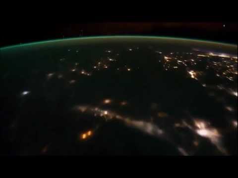BT Feat. Jes - The Light In Things (Tydi Remix) (Final Cut) TIME LAPSE SEQUENCES FROM SPACE