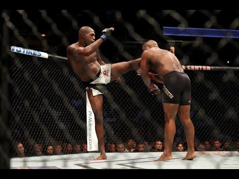 Jon Jones vs Daniel Cormier 2 - UFC 214: Light Heavyweight Championship Bout: Highlights