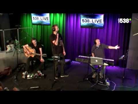 Diggy Dex ft. Stef Bos - Englishman in New York @EversStaatOp538