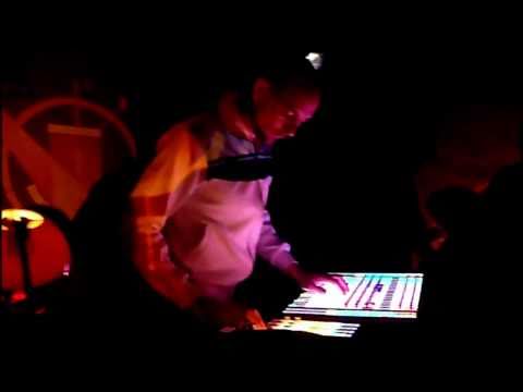 Ander live at BASEline Dec 2010