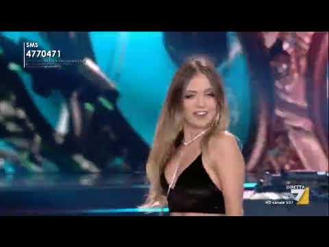 Fred De Palma - D'Estate non vale (feat. Ana Mena)