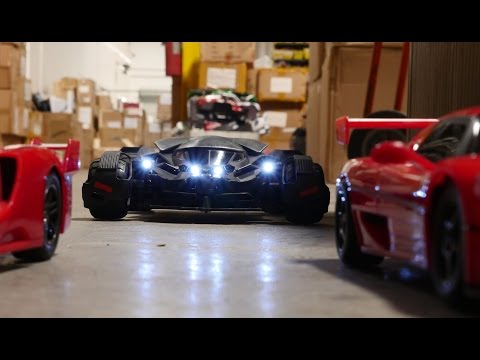 RC Battle: Ferrari F50 & FXX Vs Batmobile