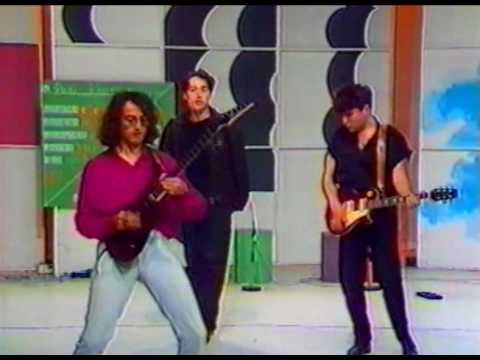 Risto Bombata i Kuceska tenija - Ej mnogu se dujas - TV nastapn na pulsiranja HQ