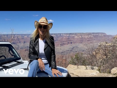 Michelle Lily - "PAZZA DI TE" - Official Video