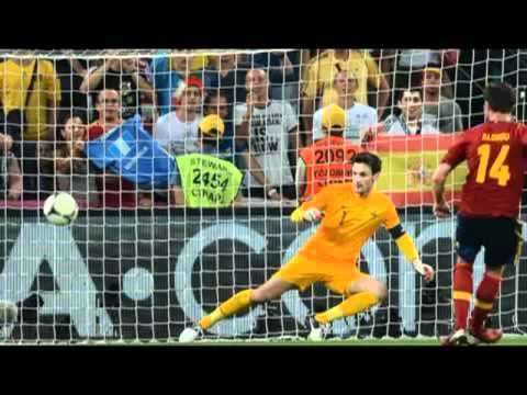 GOOOL FINAL EURO 2012 SPAIN 1 0 ITALY GOL DAVID SILVA   YouTube