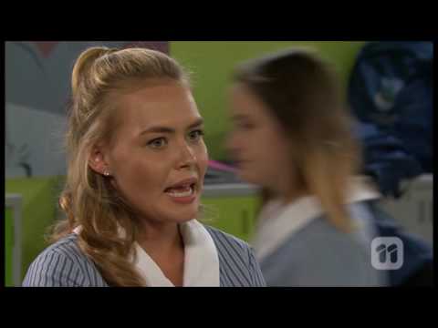 [Neighbours] 7541 Willow & Xanthe Scene