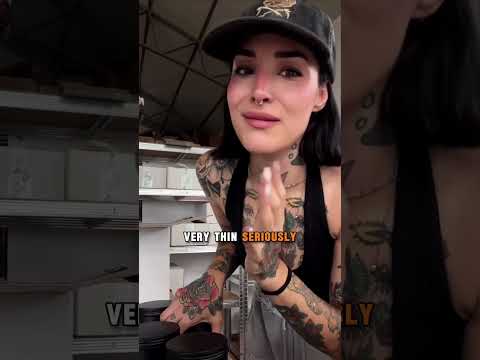 💥 New Tattoo? Don’t Mess It Up! 💥 Follow these essential tattoo aftercare tips to keep your ink