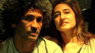 Tinariwen &amp; Kiran Ahluwalia Mustt Mustt
