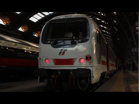 E.402B-109 + CARROZZE UIC-Z IC (+PILOTA Z1) MANOVRA STAZIONE DI MILANO CENTRALE