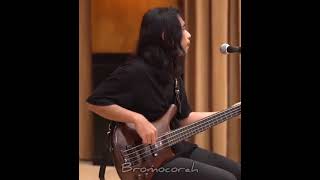 Download lagu Yang Terlupakan - Iwan Fals [Live] HD video mp3