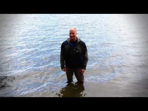 Sound Recordist takes DPA Heavy Duty 4061 mic into river water