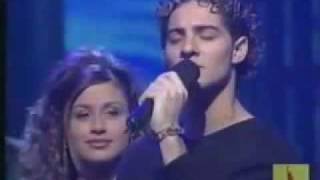 Academia OT "Mi música es tu voz" (Version Acustica) Operacion Triunfo Gala 2 (05/11/2001)